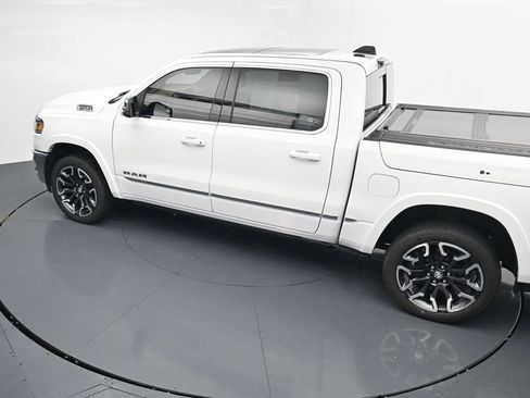 Used 2025 RAM 1500 Limited AWD/4WD image 27