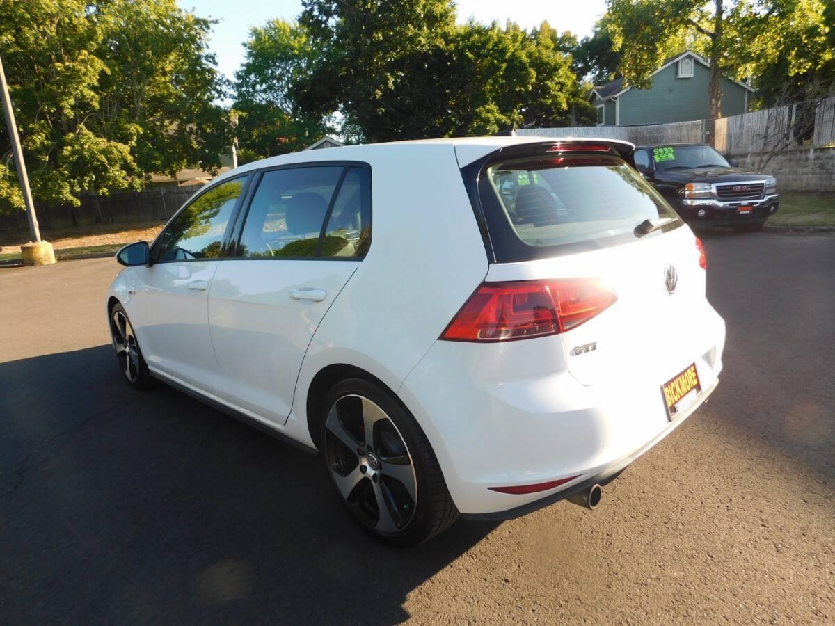 Used 2015 Volkswagen GTI SE FWD image 3