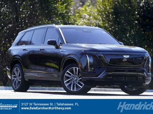 Used 2026 Cadillac Vistiq Sport image 1