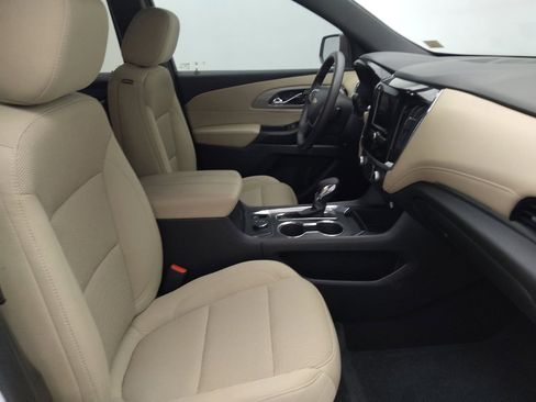 Used 2023 Chevrolet Traverse LS FWD image 21