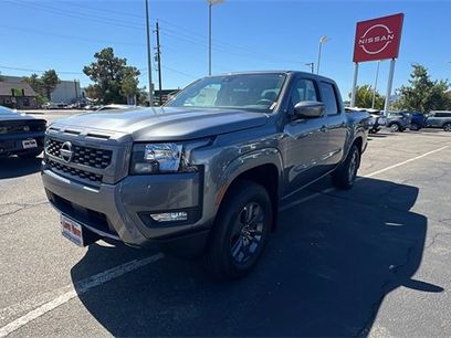 New 2025 Nissan Frontier SV w/ SV Convenience Package