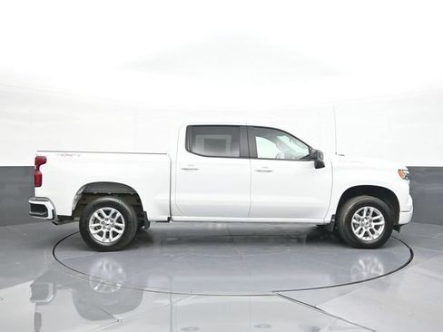 Used 2026 Chevrolet Silverado 1500 RST AWD/4WD image 16