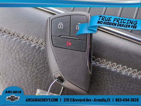 Used 2023 GMC Yukon XL Denali AWD/4WD image 30
