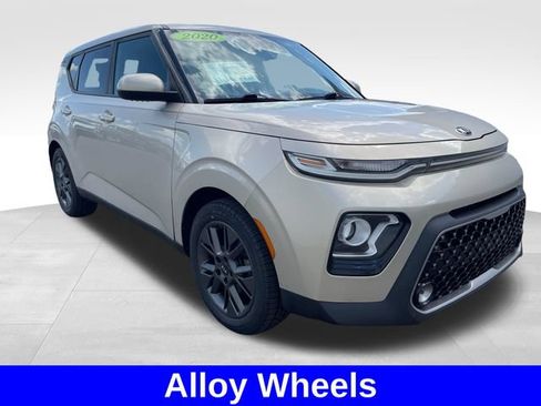 Used 2020 Kia Soul EX FWD image 7
