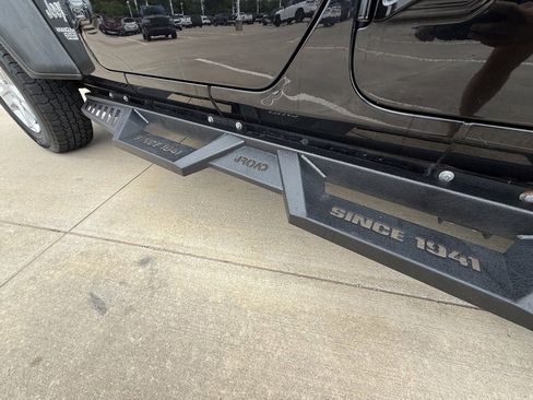 Used 2020 Jeep Wrangler Unlimited Sport S image 22