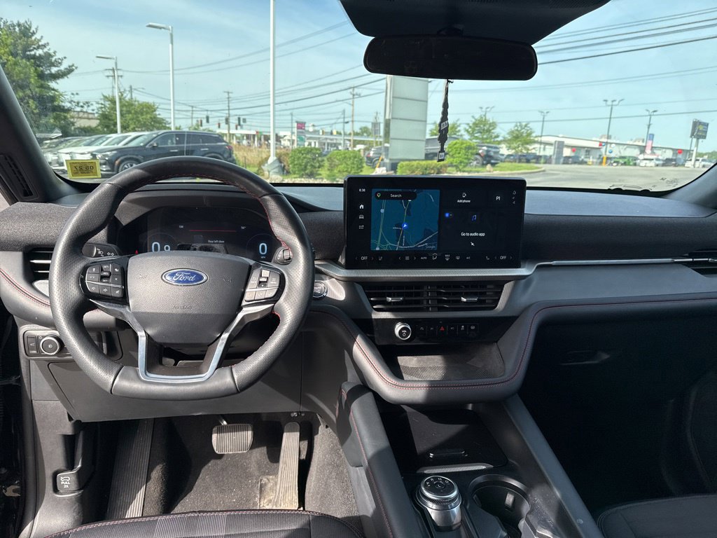 Used 2025 Ford Explorer ST-Line w/ ST-Line Street Pack AWD/4WD image 21