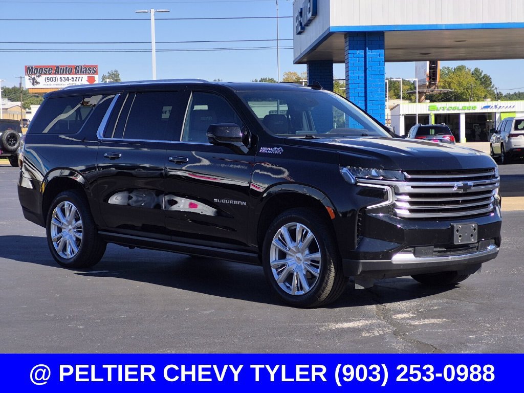 Used 2024 Chevrolet Suburban High Country w/ Max Trailering Package AWD/4WD image 1
