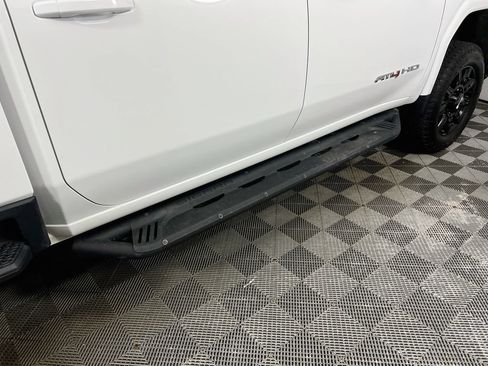 Certified 2024 GMC Sierra 2500 AT4 w/ AT4 Preferred Package AWD/4WD image 32