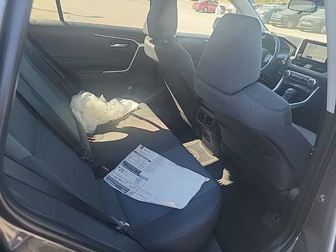 Used 2025 Toyota RAV4 XLE image 16