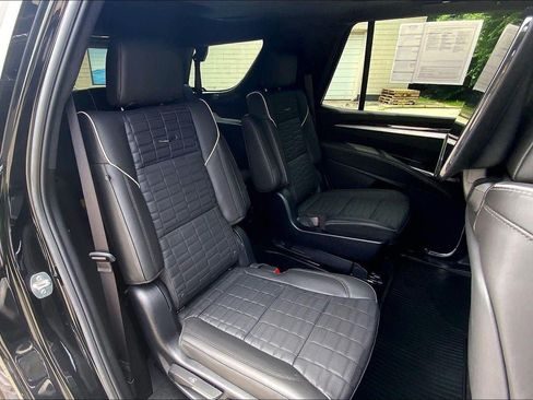 Certified 2025 Cadillac Escalade Sport Platinum AWD/4WD image 24