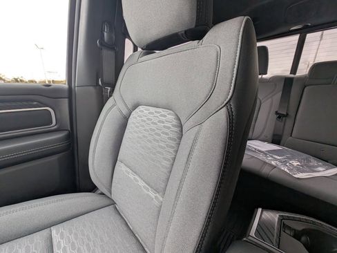 New 2026 RAM 1500 4x4 Crew Cab image 15