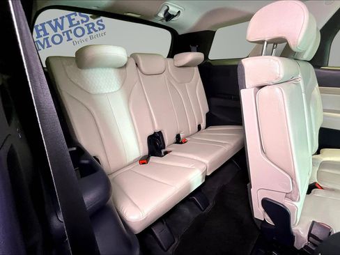 Used 2022 Hyundai Palisade SEL w/ 8P Bench Seat Package FWD image 26