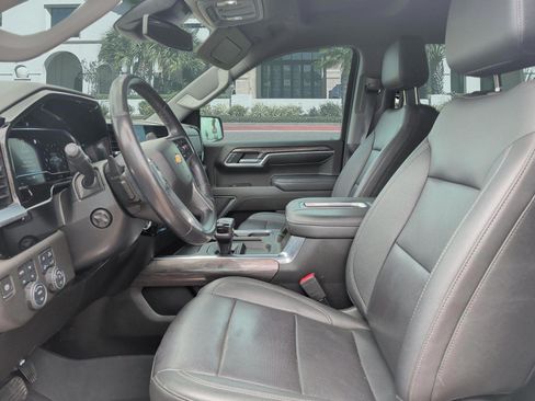Used 2022 Chevrolet Silverado 1500 LTZ AWD/4WD image 12