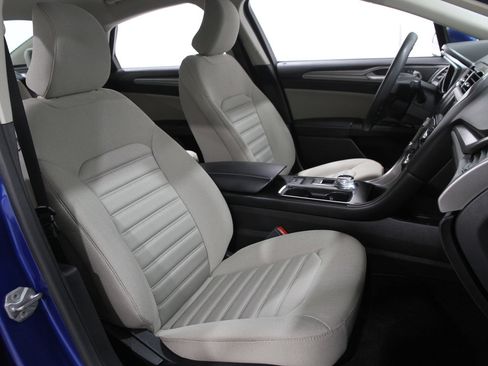 Certified 2018 Ford Fusion S image 15