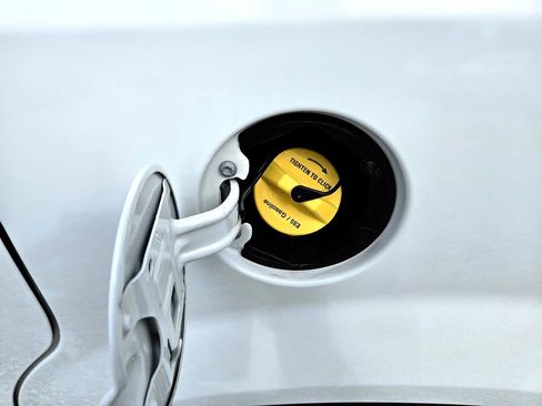 Used 2019 Dodge Grand Caravan SE w/ UConnect Hands-Free Group image 50