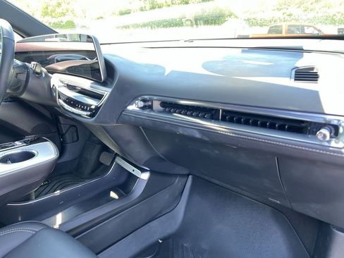 Certified 2024 Cadillac Lyriq Tech w/ Driver Assist Package RWD image 31