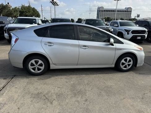 Used 2012 Toyota Prius Two FWD image 4