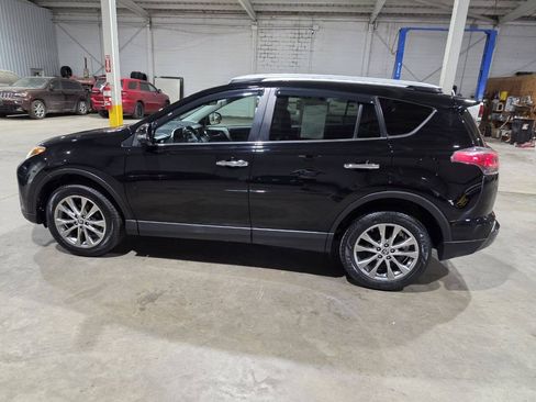 Used 2016 Toyota RAV4 Limited AWD/4WD image 5