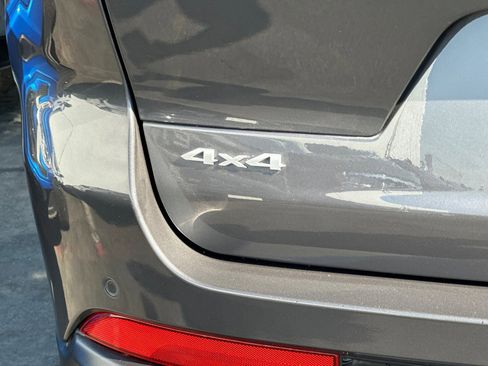 Used 2024 Jeep Grand Cherokee L Limited w/ Luxury Tech Group II image 29