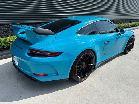 Certified 2018 Porsche 911 GT3 RWD image 9