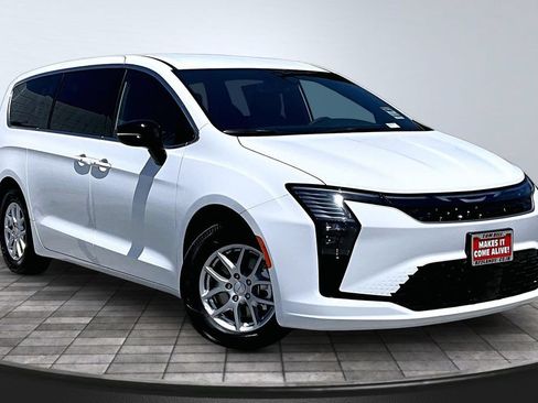 New 2027 Chrysler Pacifica Select FWD image 39