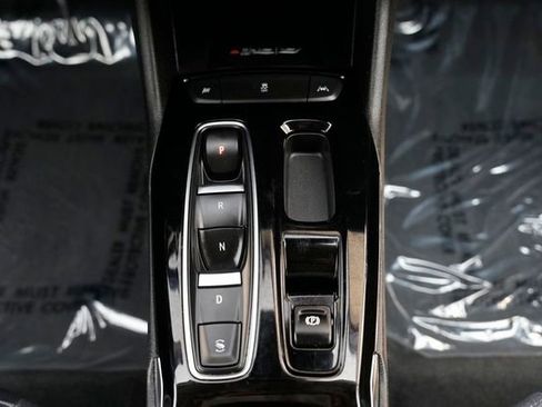 Used 2022 Chevrolet Bolt EUV Premier FWD image 38