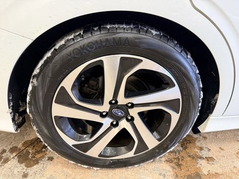 Used 2021 Subaru Legacy Limited image 11