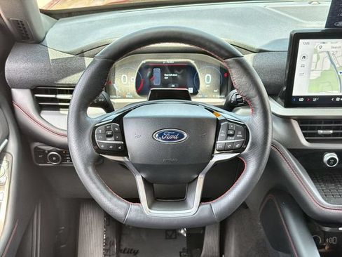 Used 2025 Ford Explorer ST-Line w/ Premium Package RWD image 14