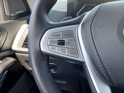 Certified 2024 BMW X7 xDrive40i w/ Premium Package image 26