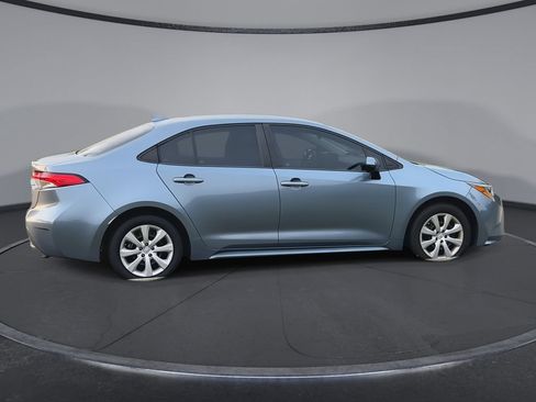 Used 2022 Toyota Corolla LE FWD image 9