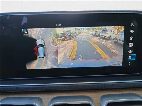 Used 2021 Mercedes-Benz GLE 350 4MATIC image 23