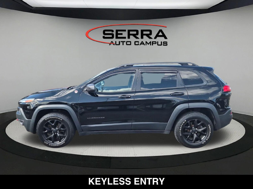 Used 2018 Jeep Cherokee Trailhawk AWD/4WD image 11