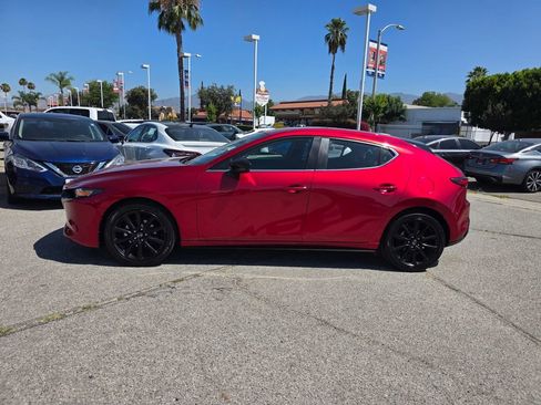 Used 2024 MAZDA MAZDA3 s FWD image 9