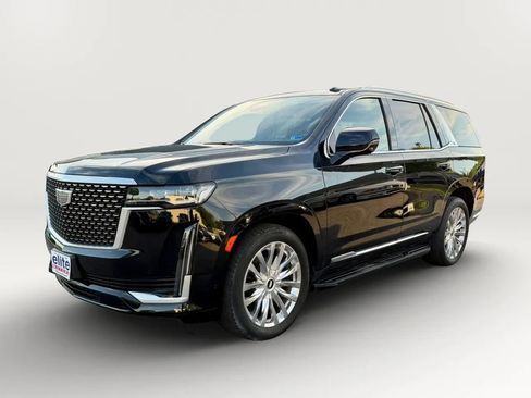 Used 2023 Cadillac Escalade Premium Luxury w/ Performance Package image 3