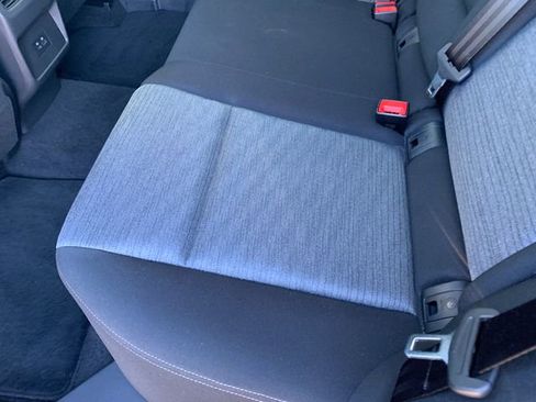 Used 2023 Nissan Rogue SV FWD image 15