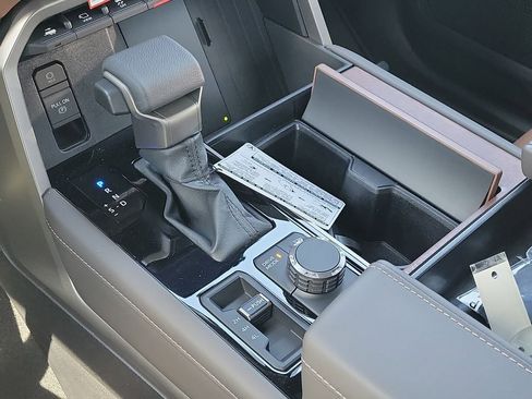 New 2026 Toyota Tundra 1794 Edition AWD/4WD image 18