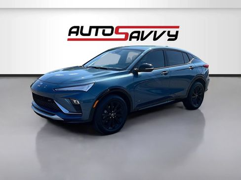 Used 2025 Buick Envista Sport Touring FWD image 3