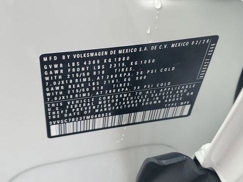 New 2026 Volkswagen Taos SE image 28