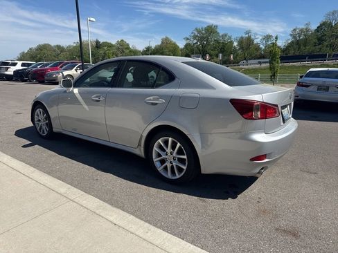 Used 2011 Lexus IS 350 AWD w/ Luxury Plus Value Edition image 4
