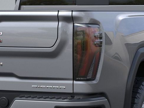 New 2026 GMC Sierra 2500 Denali w/ Denali Reserve Package image 11