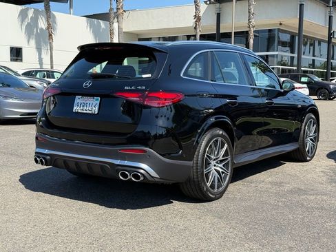 Certified 2026 Mercedes-Benz GLC 43 AMG 4MATIC image 3