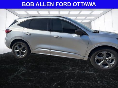 Used 2024 Ford Escape ST-Line w/ Equipment Group 301A FWD image 21