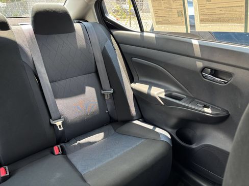Used 2025 Nissan Versa SV FWD image 34