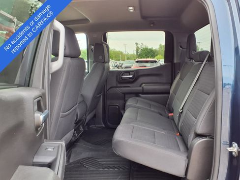 Used 2022 Chevrolet Silverado 1500 Custom Trail Boss w/ LPO, Dark Essentials Package AWD/4WD image 12