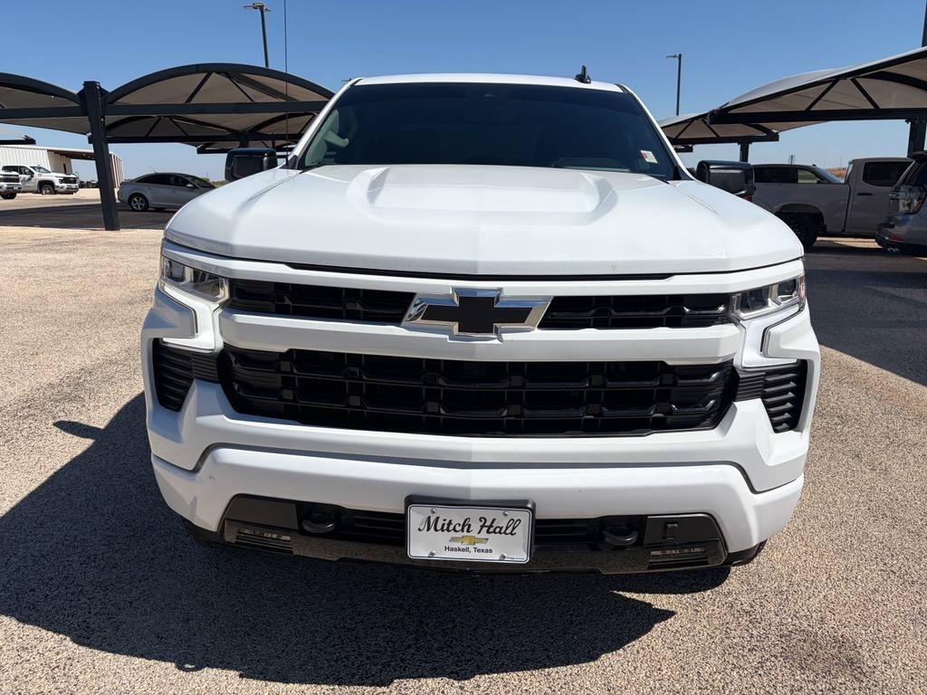 Used 2024 Chevrolet Silverado 1500 RST w/ Z71 Off-Road Package AWD/4WD image 2