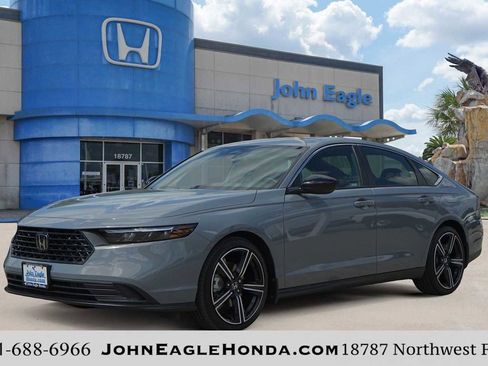 Certified 2025 Honda Accord Sport image 1