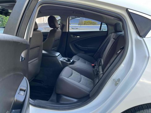 Used 2019 Chevrolet Volt LT FWD image 69