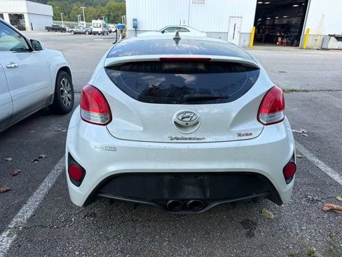 Used 2016 Hyundai Veloster Turbo FWD image 6