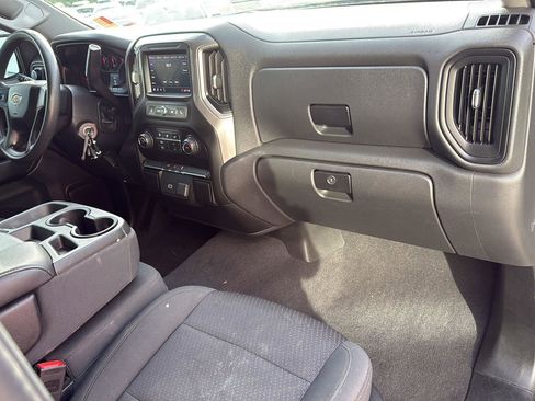 Used 2020 Chevrolet Silverado 1500 Custom w/ Custom Value Package image 26