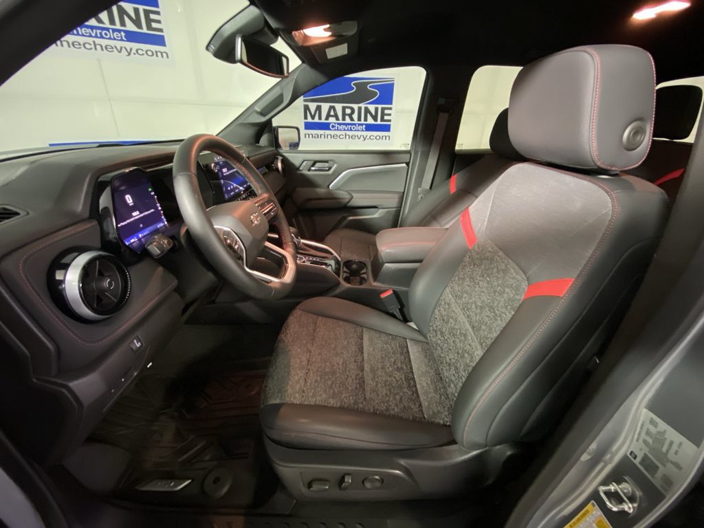 Used 2023 Chevrolet Colorado Z71 w/ Z71 Convenience Package 2 AWD/4WD image 24